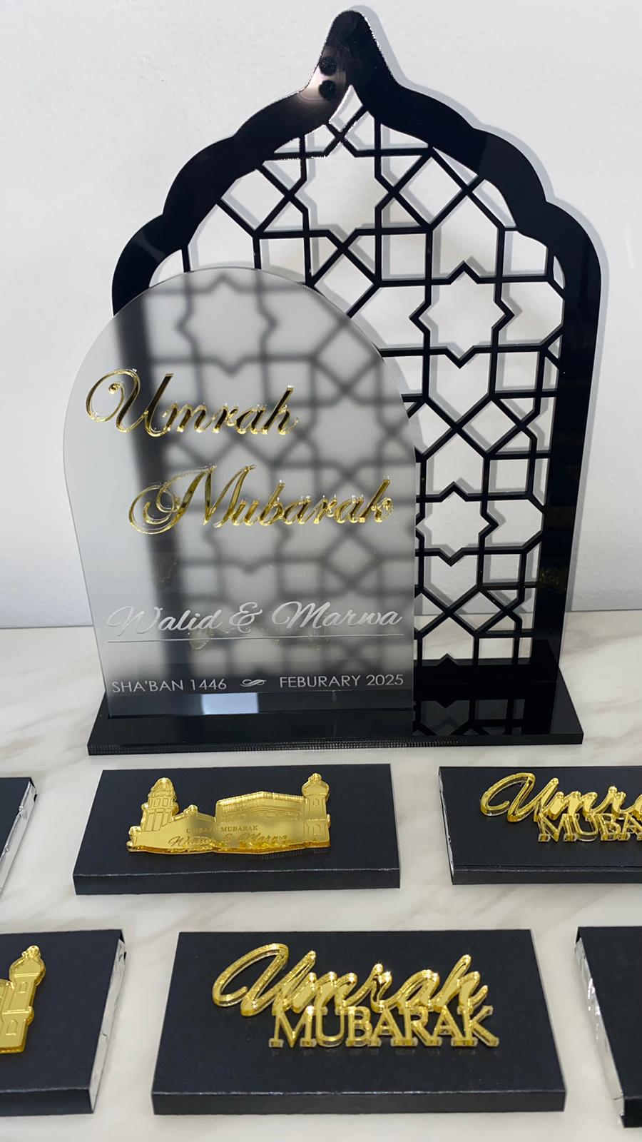 Umrah Mubarak / Celebration stand